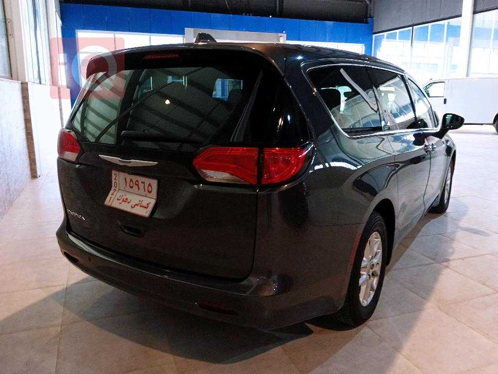 Chrysler Pacifica
